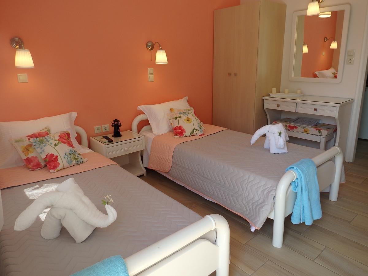 Evizorzia Villas Períssa Extérieur photo